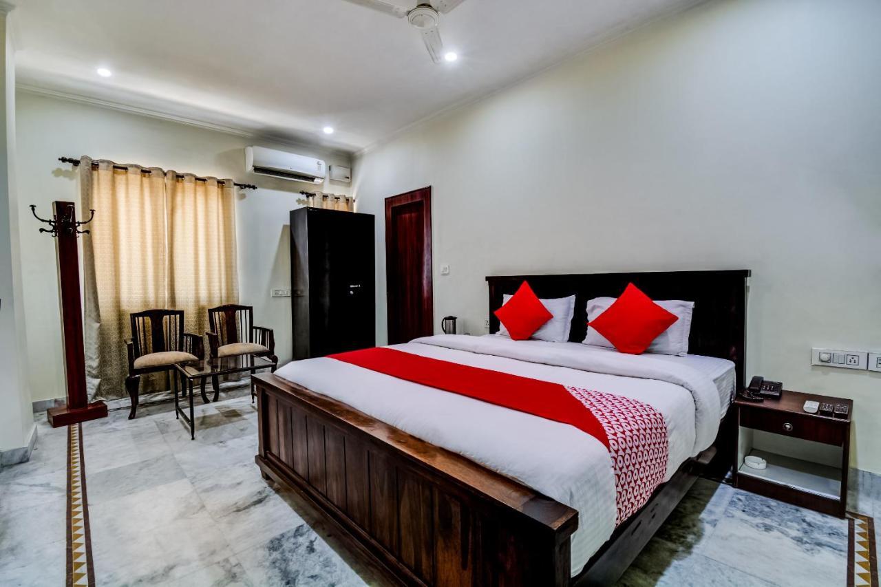 Oyo 22400 Hotel Lichana Haveli 자이푸르 외부 사진