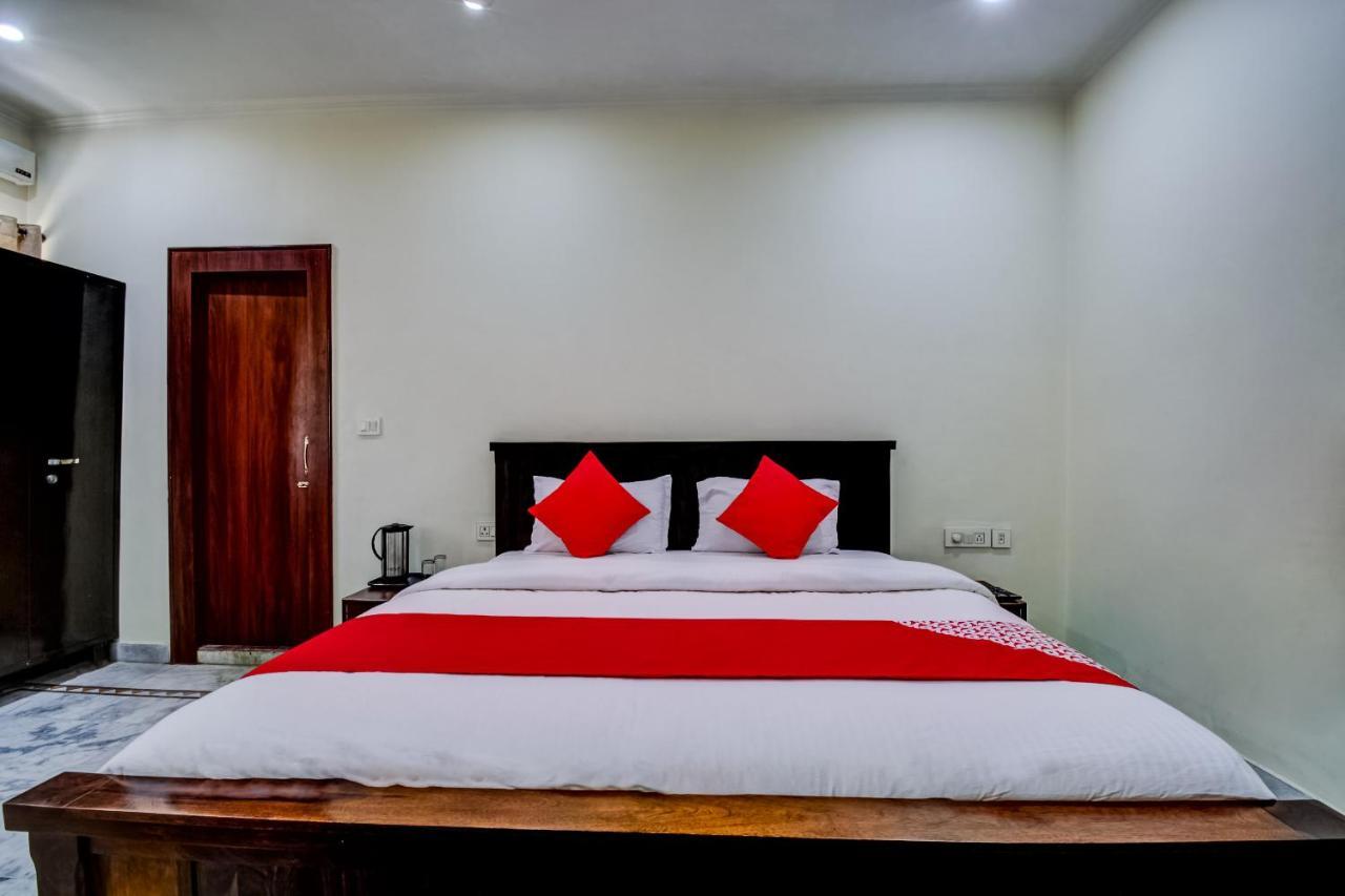 Oyo 22400 Hotel Lichana Haveli 자이푸르 외부 사진
