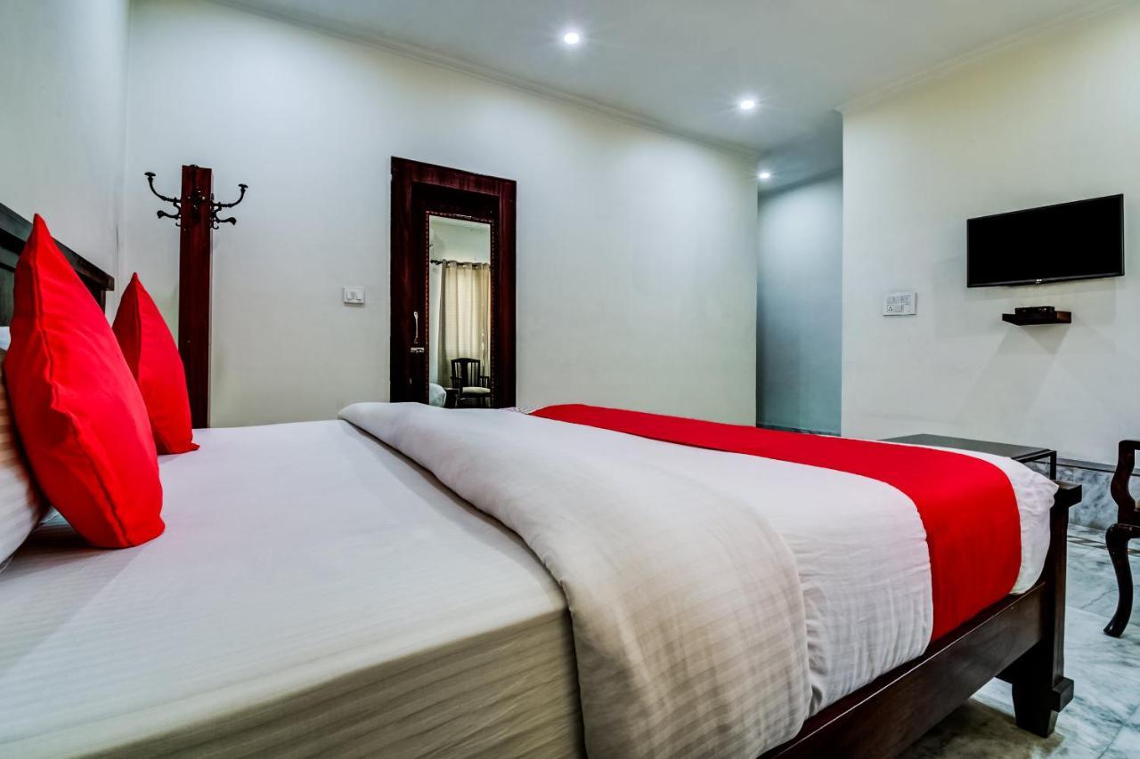 Oyo 22400 Hotel Lichana Haveli 자이푸르 외부 사진