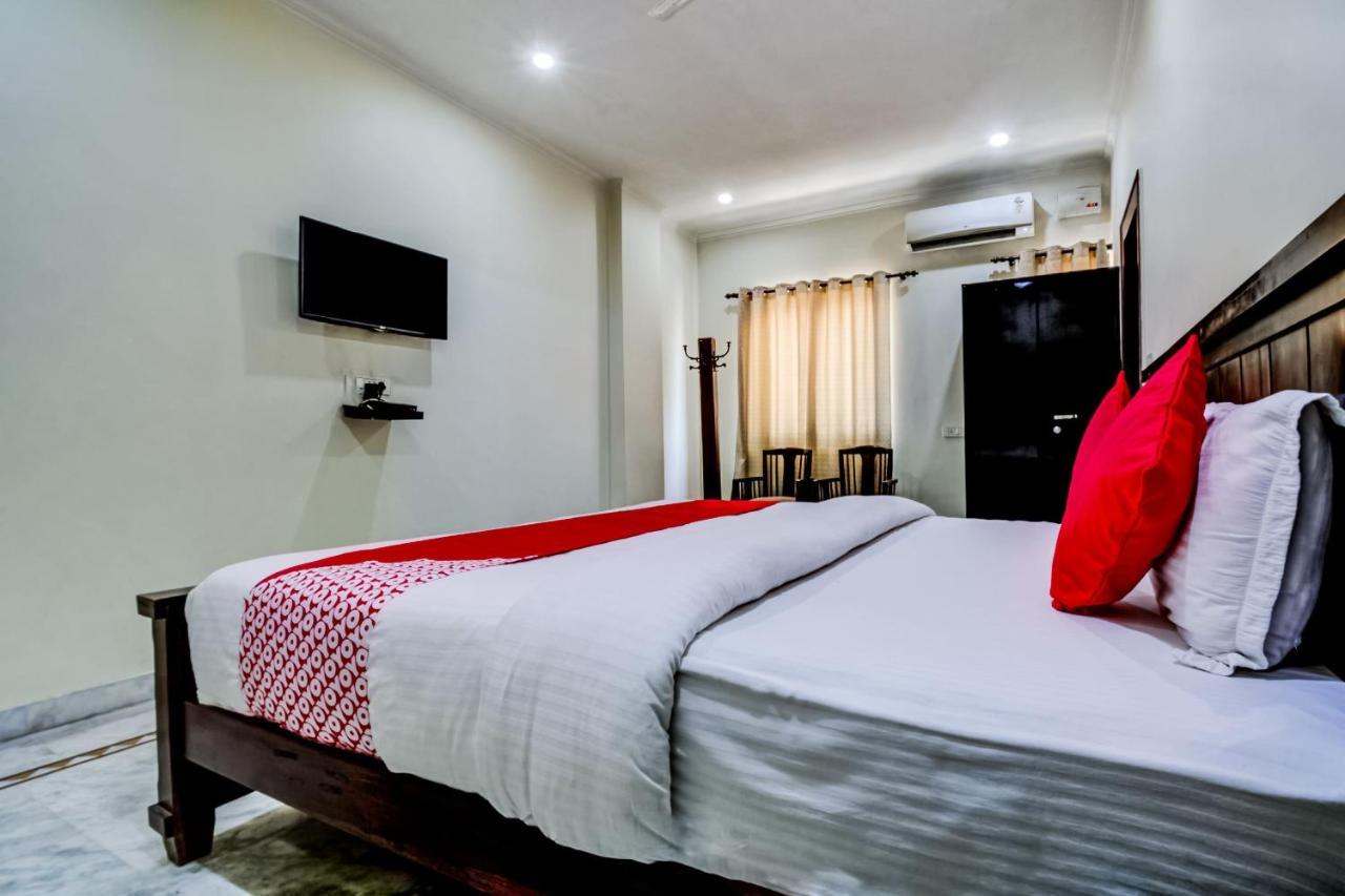 Oyo 22400 Hotel Lichana Haveli 자이푸르 외부 사진