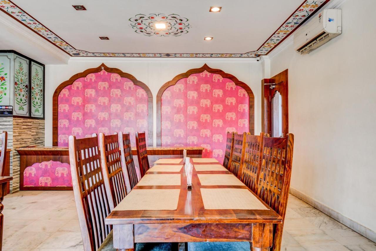Oyo 22400 Hotel Lichana Haveli 자이푸르 외부 사진