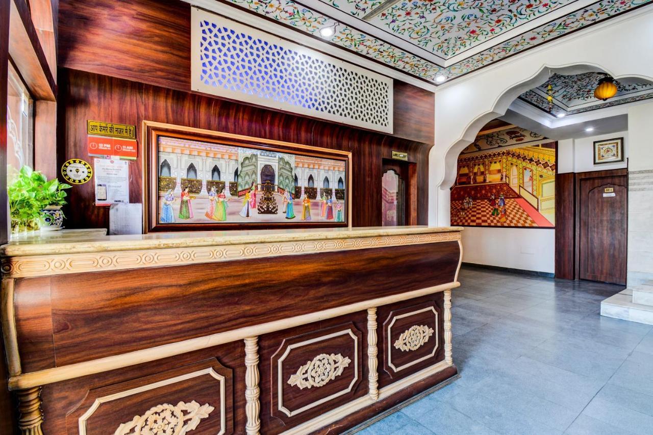 Oyo 22400 Hotel Lichana Haveli 자이푸르 외부 사진