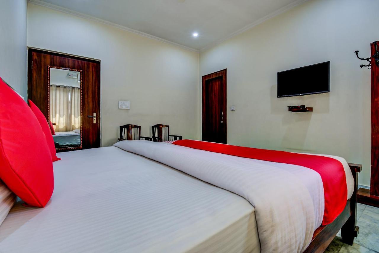 Oyo 22400 Hotel Lichana Haveli 자이푸르 외부 사진