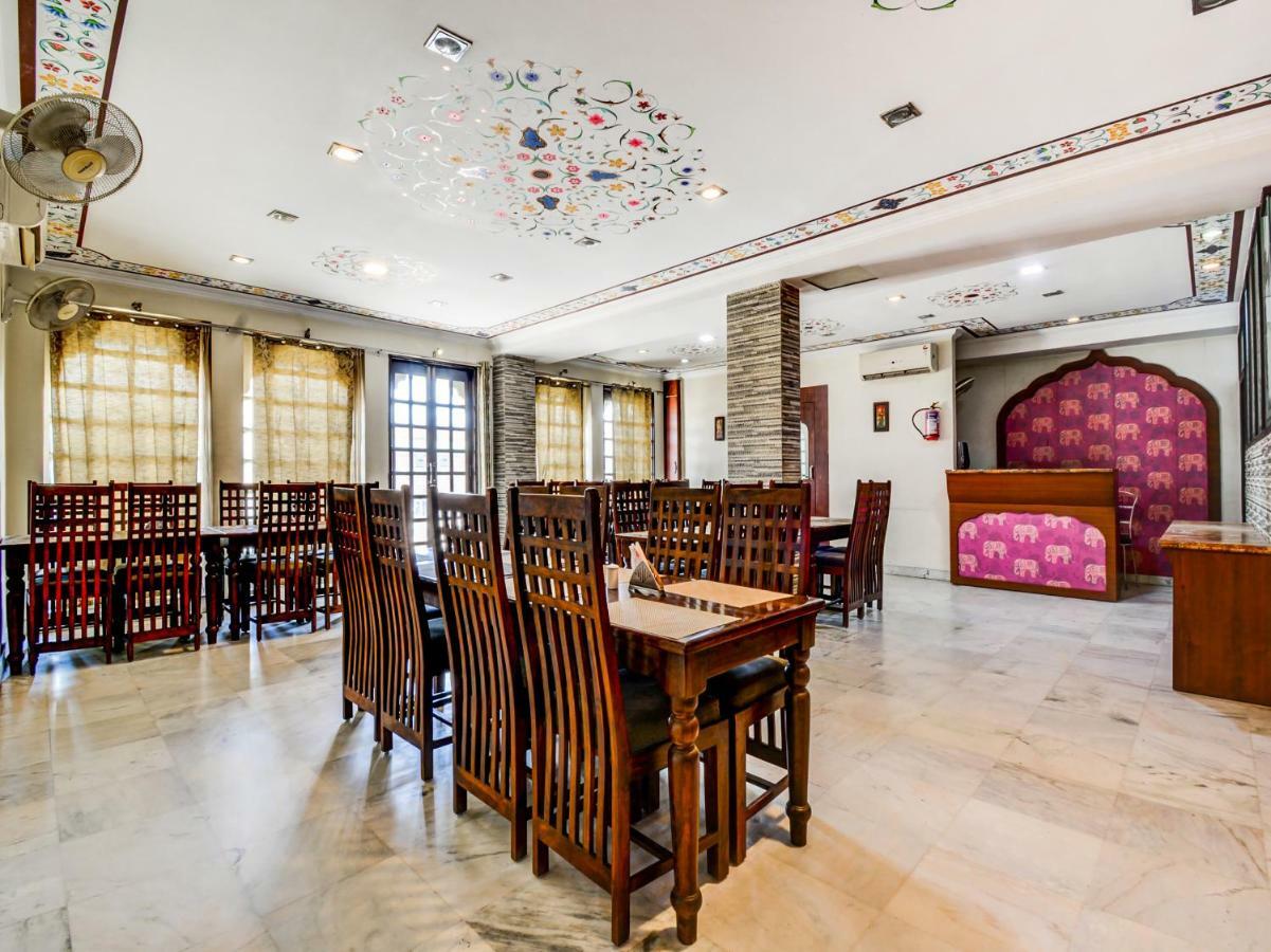 Oyo 22400 Hotel Lichana Haveli 자이푸르 외부 사진