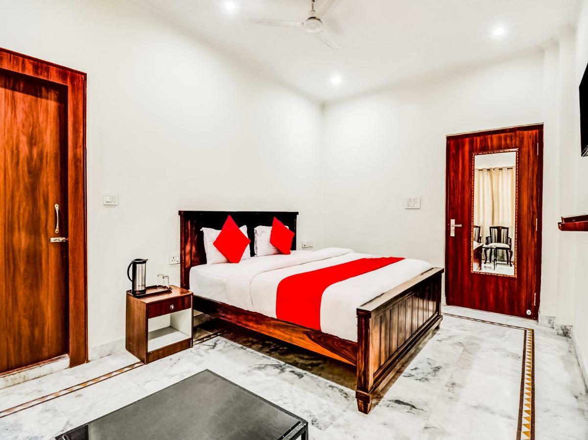 Oyo 22400 Hotel Lichana Haveli 자이푸르 외부 사진