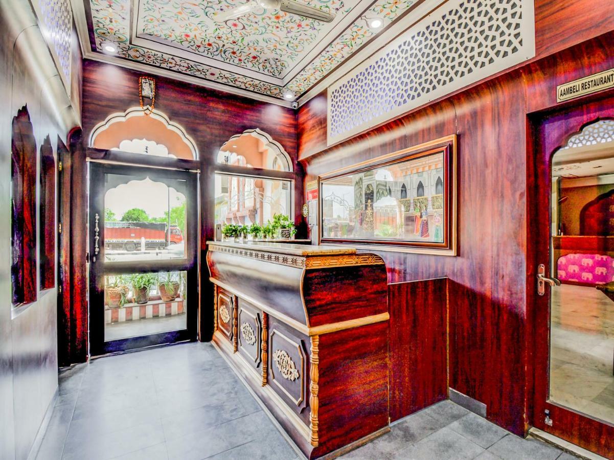 Oyo 22400 Hotel Lichana Haveli 자이푸르 외부 사진