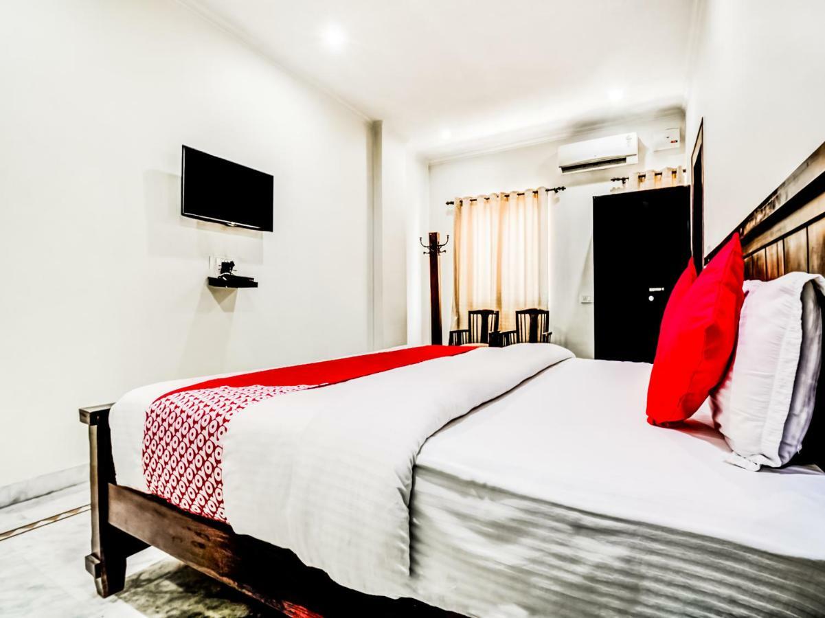 Oyo 22400 Hotel Lichana Haveli 자이푸르 외부 사진