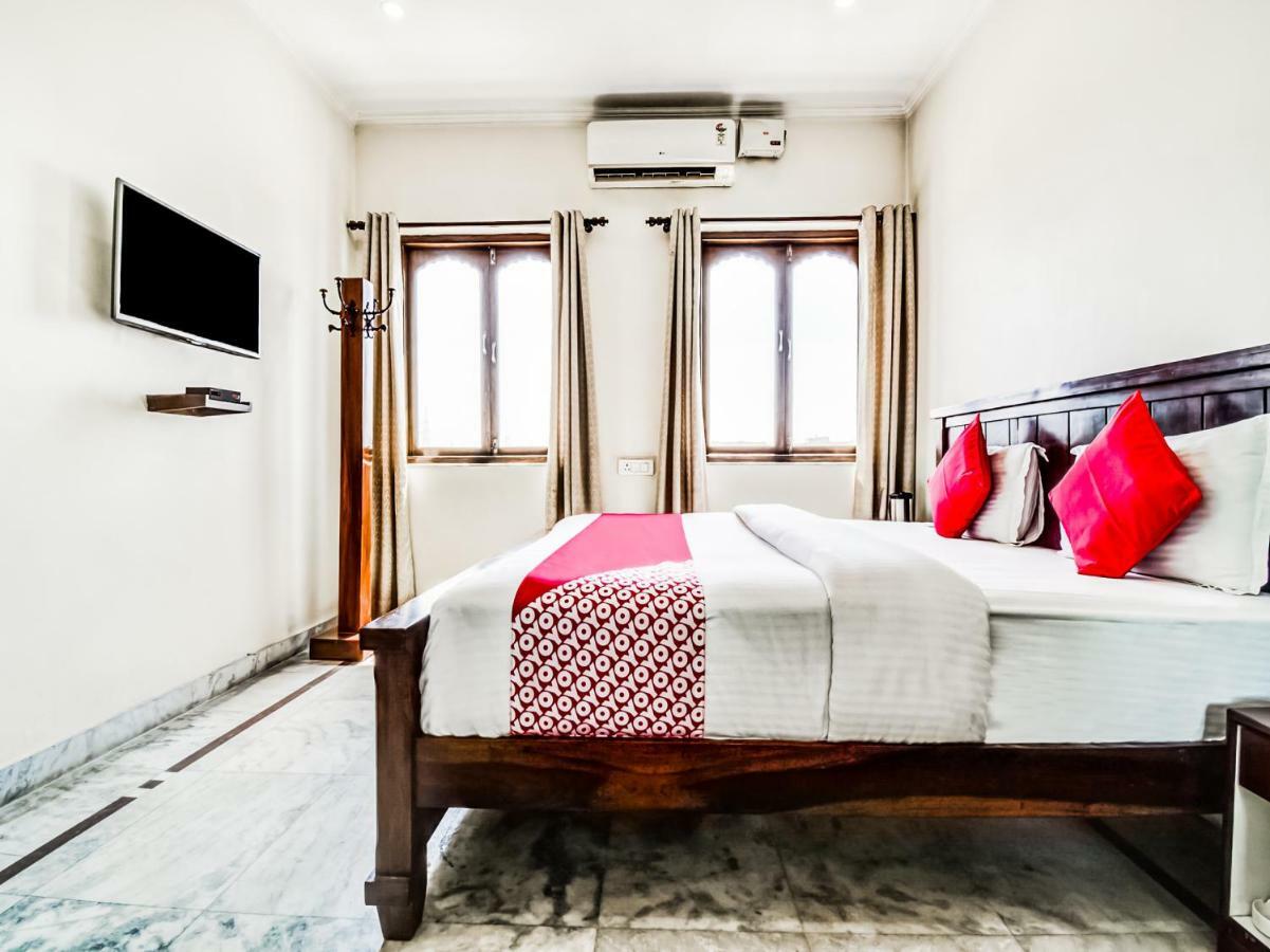 Oyo 22400 Hotel Lichana Haveli 자이푸르 외부 사진