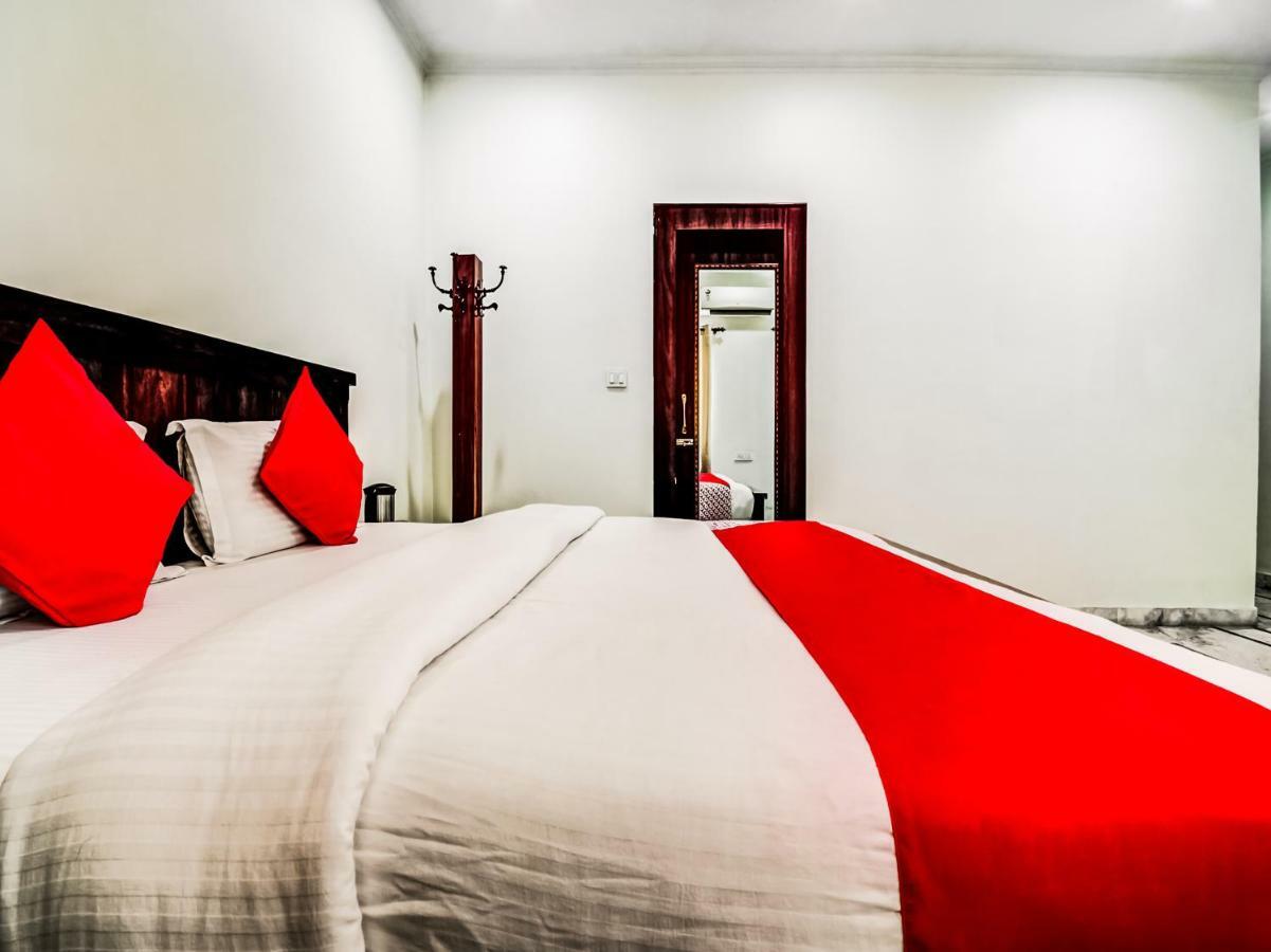 Oyo 22400 Hotel Lichana Haveli 자이푸르 외부 사진
