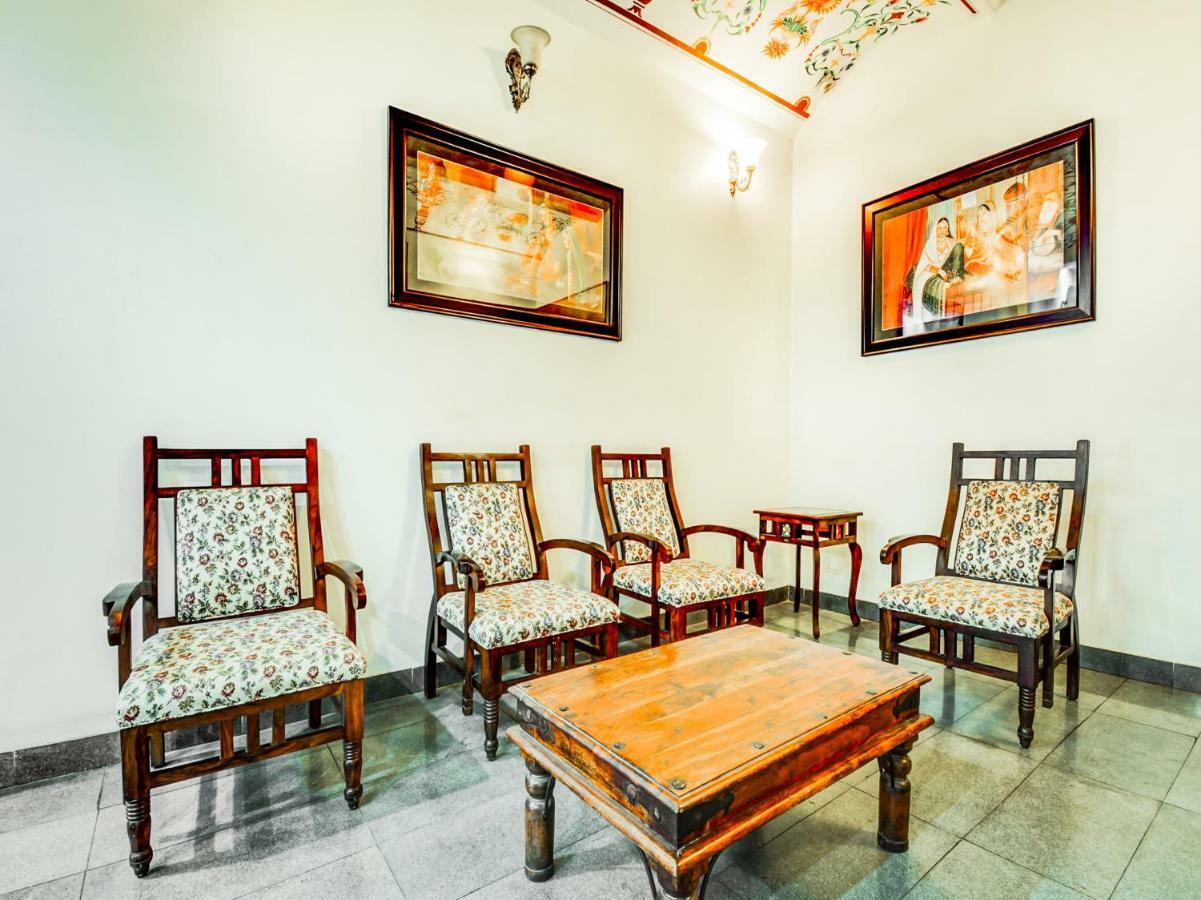 Oyo 22400 Hotel Lichana Haveli 자이푸르 외부 사진