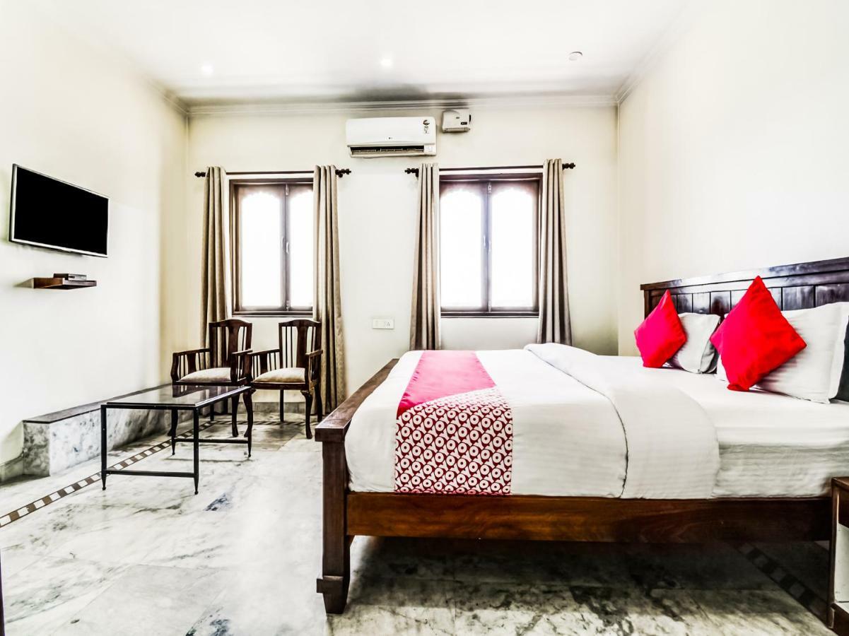 Oyo 22400 Hotel Lichana Haveli 자이푸르 외부 사진