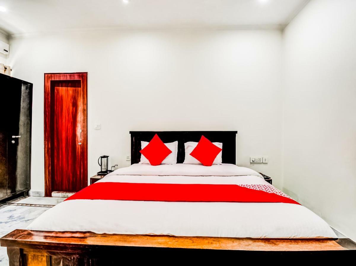 Oyo 22400 Hotel Lichana Haveli 자이푸르 외부 사진