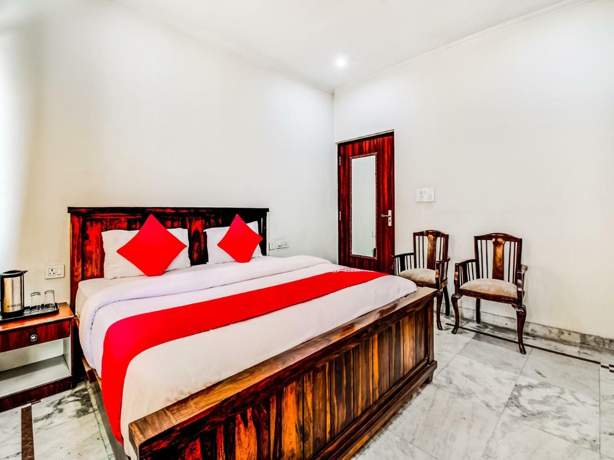 Oyo 22400 Hotel Lichana Haveli 자이푸르 외부 사진